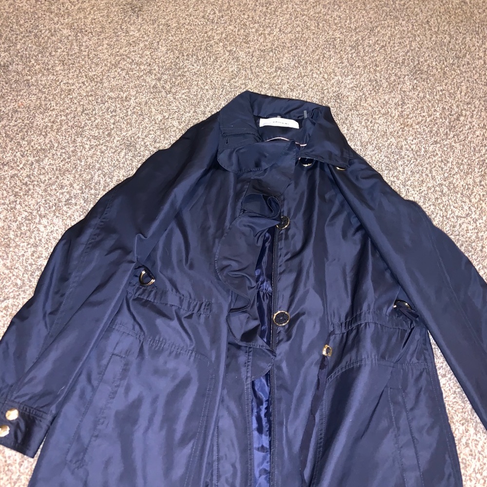 This is a beautiful Navy jacket